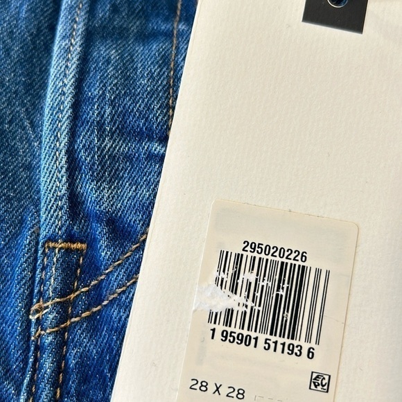 Levi's Premium 501 S Big E Women's Buttonfly Distressed Skinny Jeans Size 28x28 - Picture 15 of 16